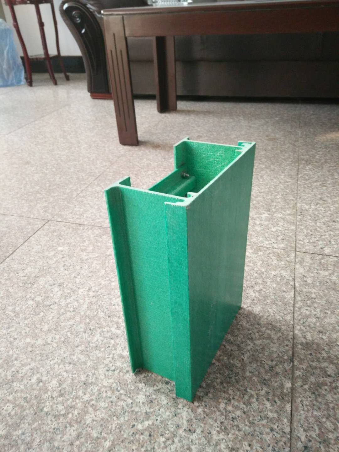 广东玻璃钢管箱价格,盛世浩瀚玻璃钢以质量立信誉